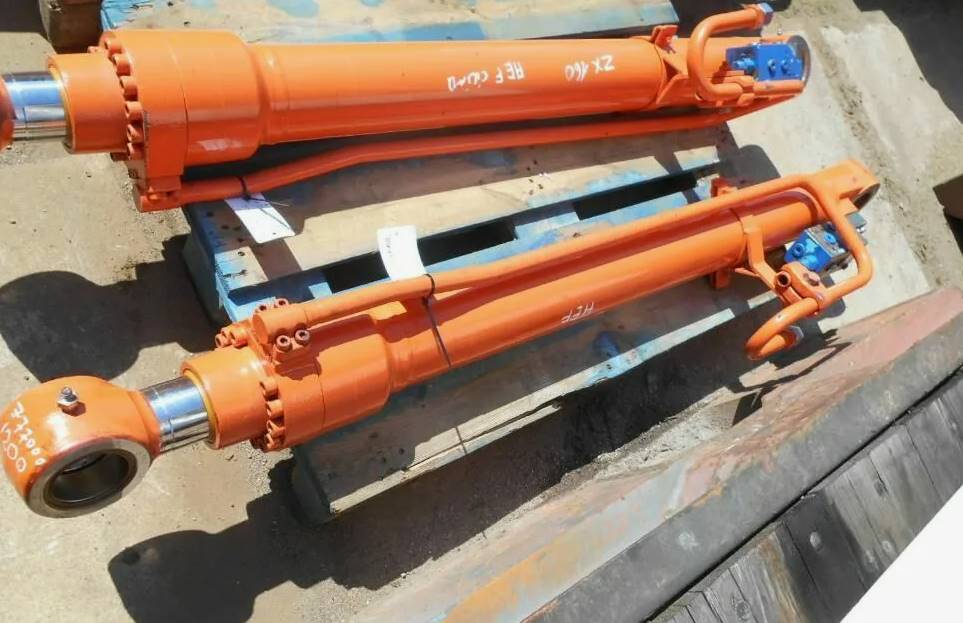 Ремонт гидроцилиндров Hitachi в Минске: Как вернуть японской точности былую мощь в компании «Электрогидросила»